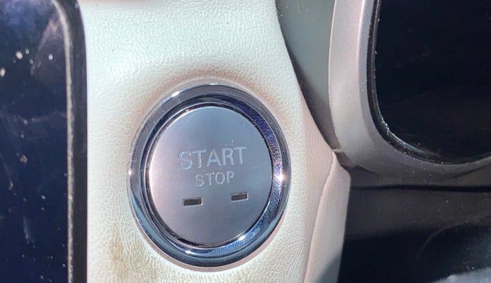 2023 MG ASTOR SHARP 1.5 CVT, Petrol, Automatic, 17,581 km, Keyless Start/ Stop Button