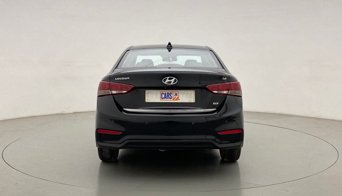 2018 Hyundai Verna 1.6 VTVT SX (O) AT, Petrol, Automatic, 27,507 km, Back/Rear
