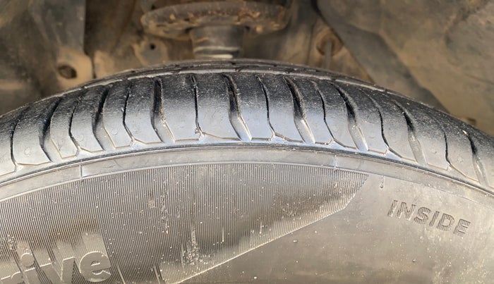2018 Maruti S Cross ZETA 1.3, Diesel, Manual, 67,465 km, Right Front Tyre Tread