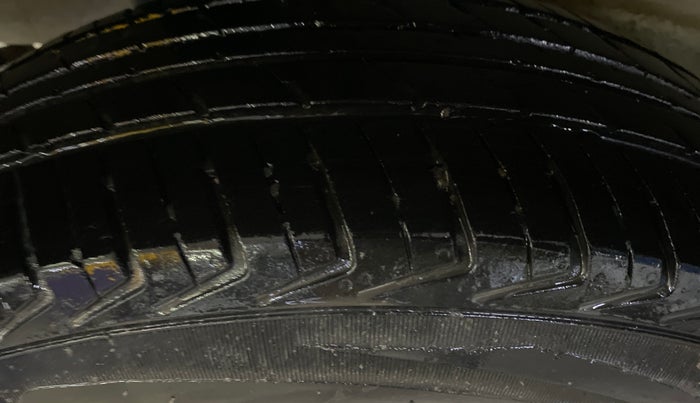 2021 Maruti New Wagon-R LXI CNG (O) 1.0, CNG, Manual, 25,640 km, Right Rear Tyre Tread