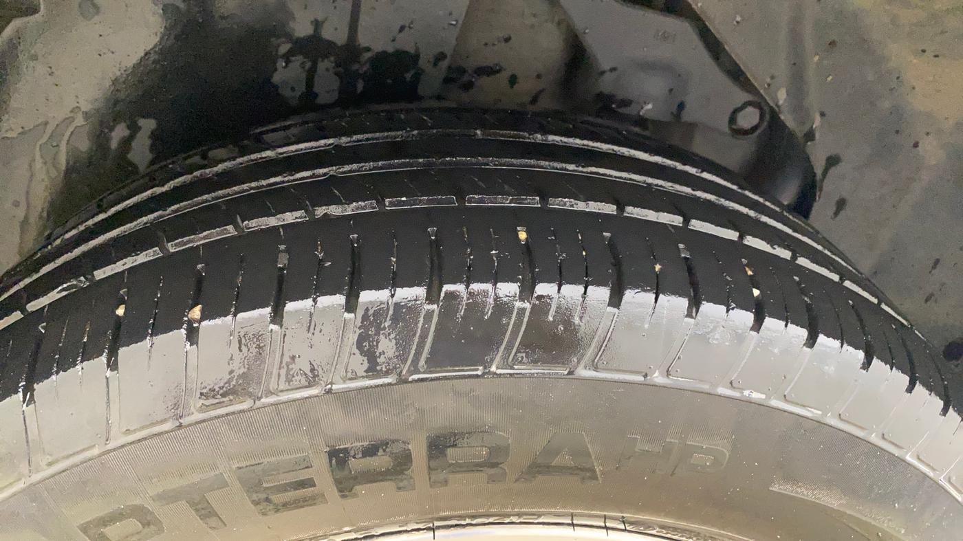 2020 Tata Harrier XZA PLUS 2.0L, Diesel, Automatic, 65,886 km, Right Rear Tyre Tread