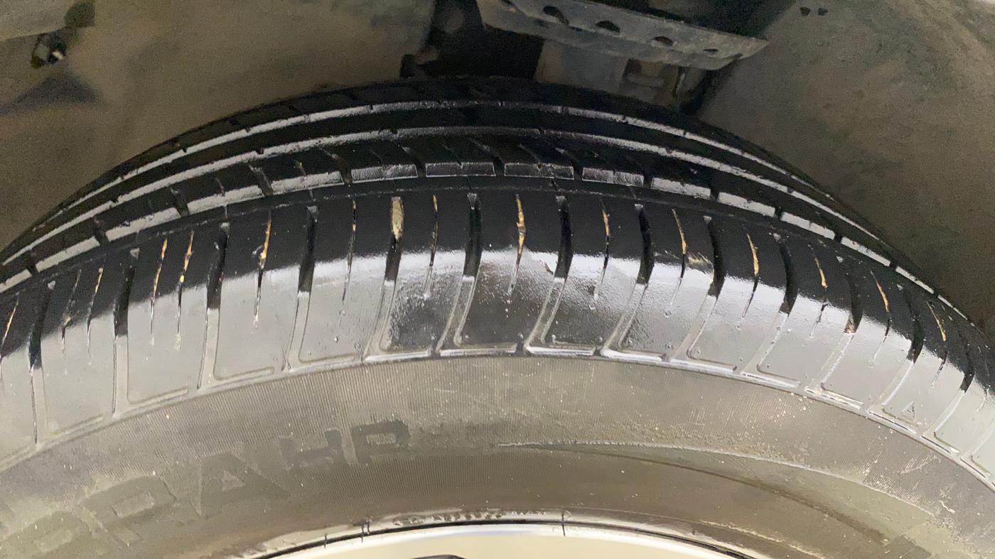 2020 Tata Harrier XZA PLUS 2.0L, Diesel, Automatic, 65,886 km, Left Front Tyre Tread