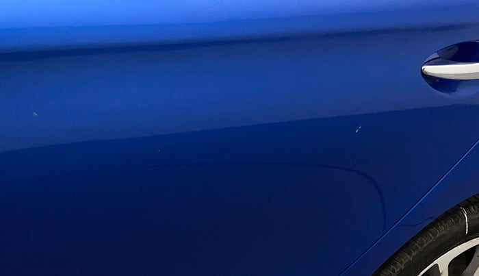 2017 Hyundai Elite i20 ASTA 1.2 (O), Petrol, Manual, 81,726 km, Rear left door - Slightly dented