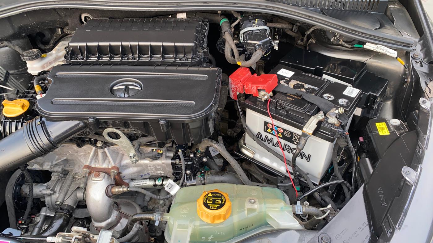 2023 Tata Tiago XT PETROL, Petrol, Manual, 59,240 km, Engine View - Left