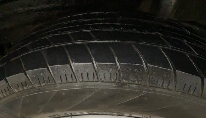 2019 Maruti New Wagon-R LXI CNG 1.0, CNG, Manual, 52,167 km, Left Rear Tyre Tread