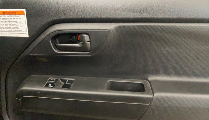 2019 Maruti New Wagon-R LXI CNG 1.0, CNG, Manual, 52,167 km, Driver Side Door Panels Control