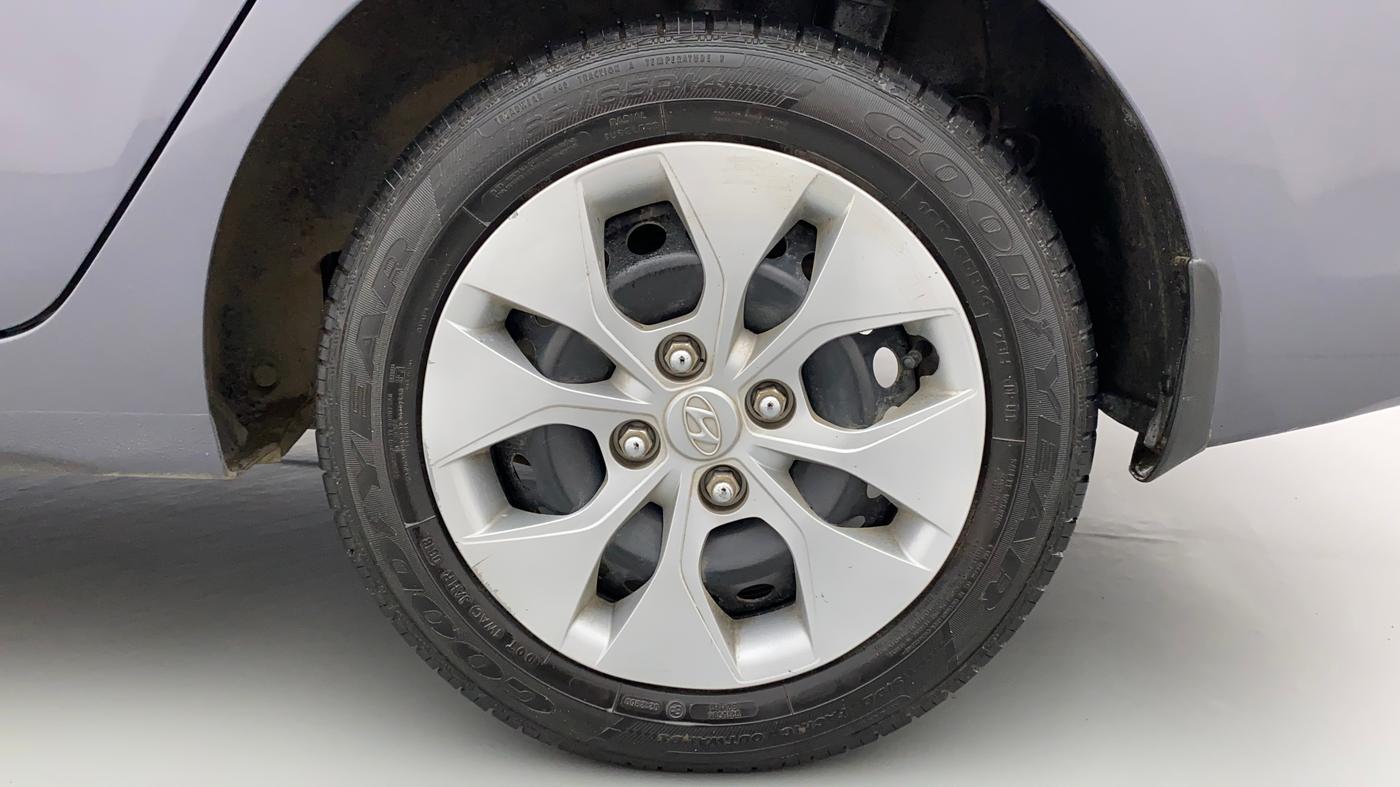 2018 Hyundai Xcent E+, Petrol, Manual, 25,998 km, Left Rear Wheel