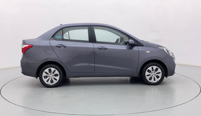 2018 Hyundai Xcent E+, Petrol, Manual, 25,998 km, Right Side View