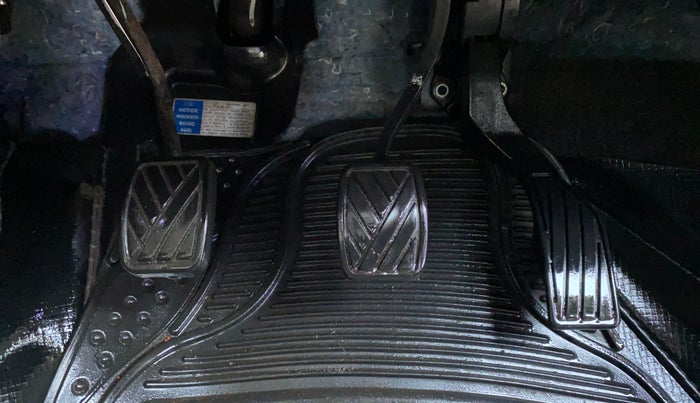 2020 Maruti S Cross ZETA 1.5, Petrol, Manual, 30,516 km, Pedals