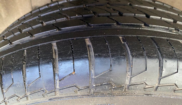 2020 Maruti S Cross ZETA 1.5, Petrol, Manual, 30,516 km, Right Rear Tyre Tread