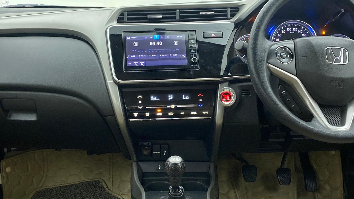 2017 Honda City V MT PETROL, Petrol, Manual, Air Conditioner