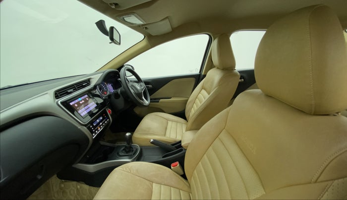 2017 Honda City V MT PETROL, Petrol, Manual, Right Side Front Door Cabin