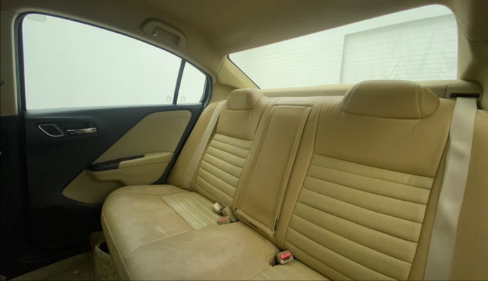 2017 Honda City V MT PETROL, Petrol, Manual, Right Side Rear Door Cabin