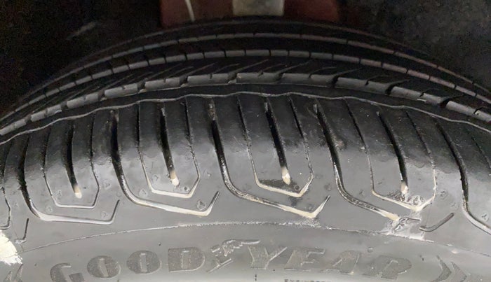 2022 Tata ALTROZ XM+ 1.2 RTN, Petrol, Manual, 9,417 km, Right Front Tyre Tread