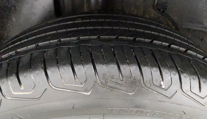 2022 Tata ALTROZ XM+ 1.2 RTN, Petrol, Manual, 9,417 km, Right Rear Tyre Tread