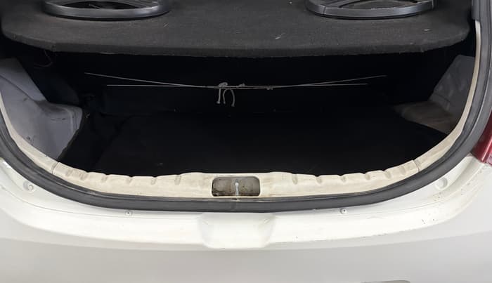 2015 Hyundai Eon ERA +, Petrol, Manual, 47,964 km, Boot Inside