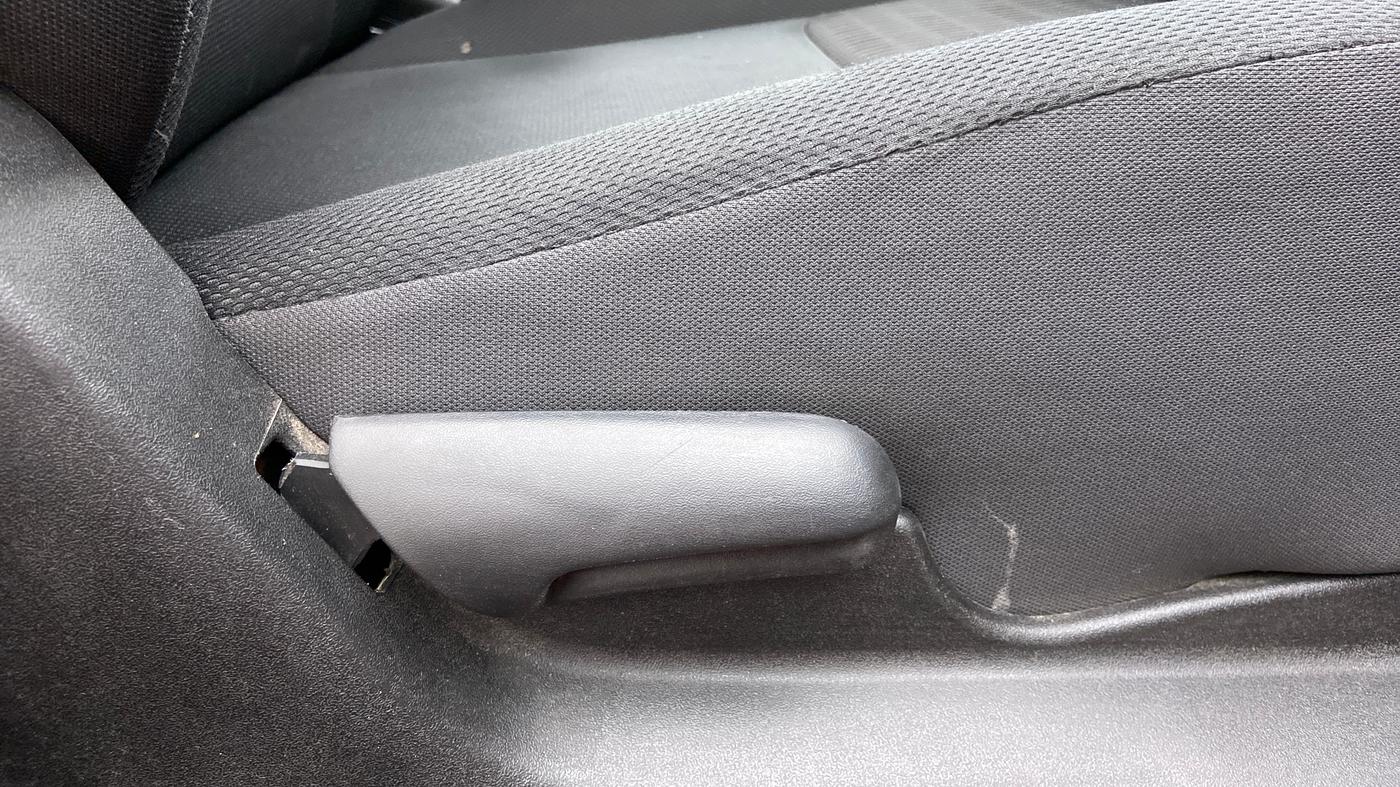 2021 Maruti Vitara Brezza VXI, Petrol, Manual, 58,200 km, Driver Side Adjustment Panel