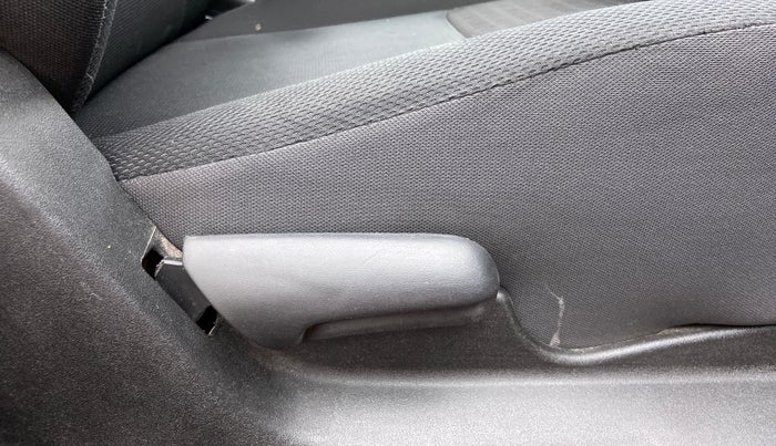 2021 Maruti Vitara Brezza VXI, Petrol, Manual, 58,200 km, Driver Side Adjustment Panel