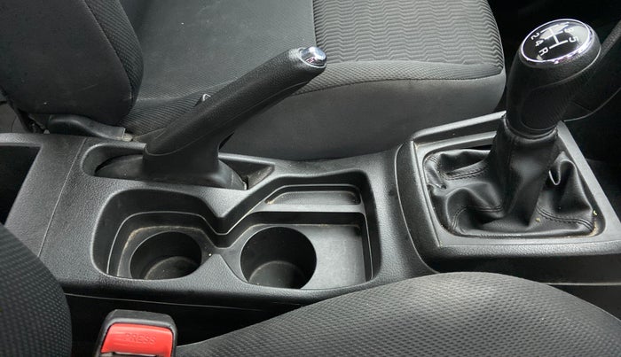 2021 Maruti Vitara Brezza VXI, Petrol, Manual, 58,200 km, Gear Lever