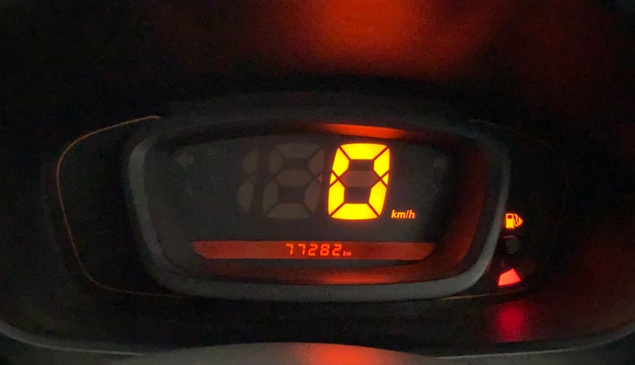 2015 Renault Kwid RXT 0.8, Petrol, Manual, 77,337 km, Odometer Image