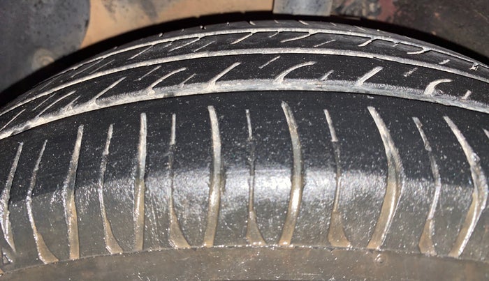 2014 Hyundai Grand i10 ASTA 1.2 KAPPA VTVT, Petrol, Manual, 84,158 km, Left Front Tyre Tread