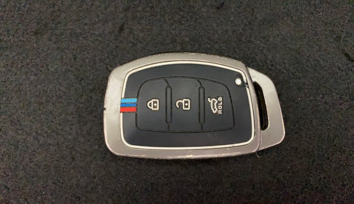 2014 Hyundai Grand i10 ASTA 1.2 KAPPA VTVT, Petrol, Manual, 84,158 km, Key Close Up