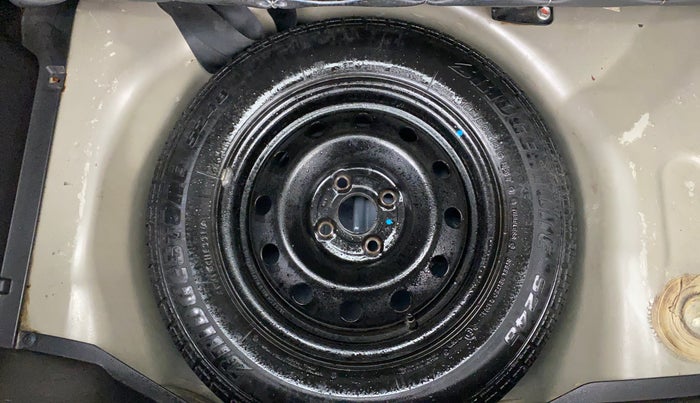 2012 Maruti Swift VXI, Petrol, Manual, 1,18,412 km, Spare Tyre