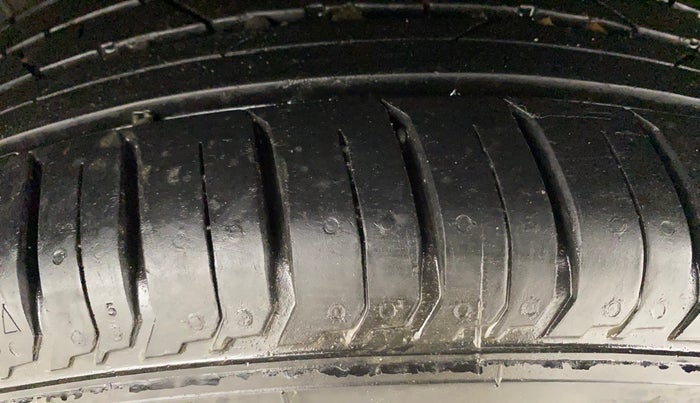 2023 Hyundai NEW I20 SPORTZ 1.2 IVT, Petrol, Automatic, 16,734 km, Left Rear Tyre Tread