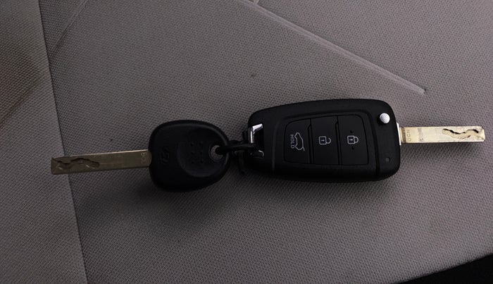 2023 Hyundai NEW I20 SPORTZ 1.2 IVT, Petrol, Automatic, 16,734 km, Key Close Up