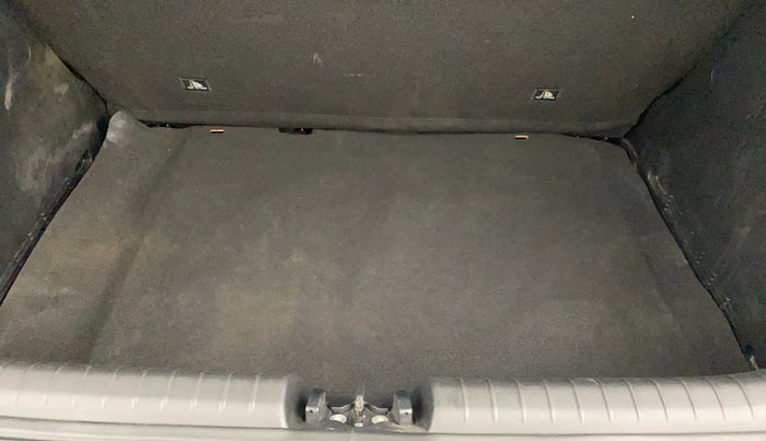 2023 Hyundai NEW I20 SPORTZ 1.2 IVT, Petrol, Automatic, 16,734 km, Boot Inside