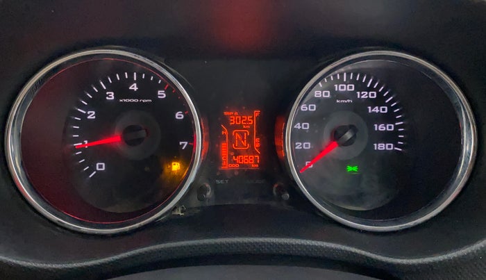 2017 Mahindra TUV300 T8, Diesel, Manual, 40,687 km, Odometer Image