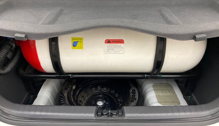 2021 Hyundai GRAND I10 NIOS SPORTZ 1.2 KAPPA VTVT CNG, CNG, Manual, 26,081 km, Boot Inside