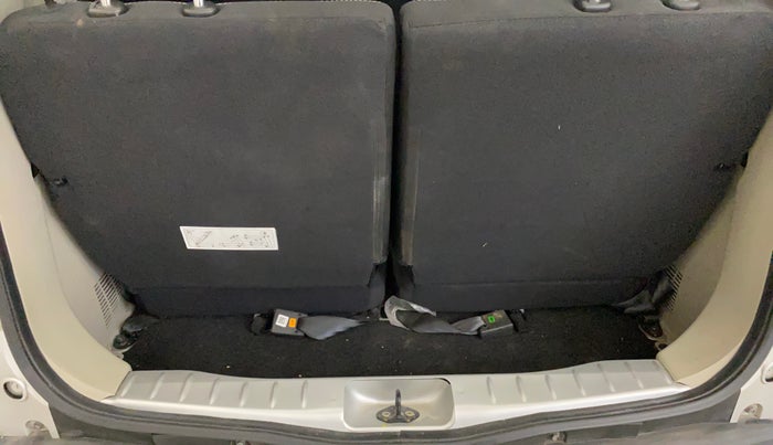 2023 Renault TRIBER RXZ AMT, Petrol, Automatic, 16,063 km, Boot Inside