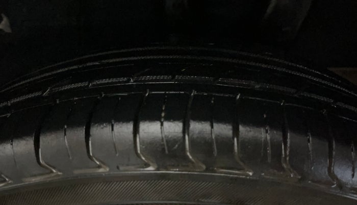 2020 Hyundai GRAND I10 NIOS SPORTZ 1.2 KAPPA VTVT, Petrol, Manual, 84,668 km, Left Rear Tyre Tread