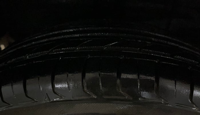 2020 Hyundai GRAND I10 NIOS SPORTZ 1.2 KAPPA VTVT, Petrol, Manual, 84,668 km, Right Rear Tyre Tread