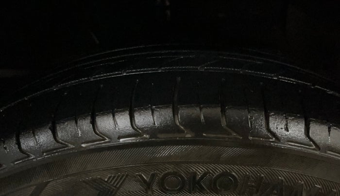 2020 Hyundai GRAND I10 NIOS SPORTZ 1.2 KAPPA VTVT, Petrol, Manual, 84,668 km, Right Front Tyre Tread