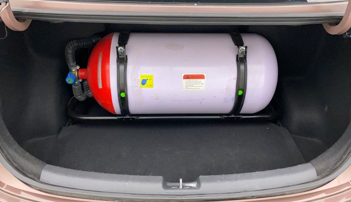 2020 Hyundai AURA S 1.2 CNG, CNG, Manual, 28,942 km, Boot Inside