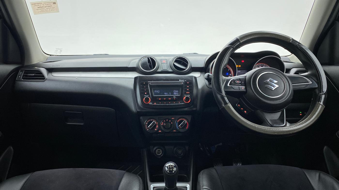 2018 Maruti Swift VXI D, Petrol, Manual, 51,126 km, Dashboard
