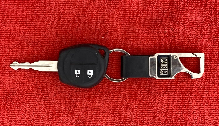2018 Maruti Swift VXI D, Petrol, Manual, 51,126 km, Key Close Up