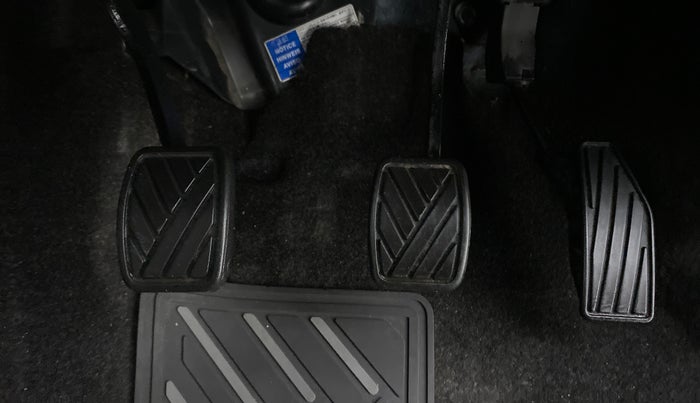 2018 Maruti Swift VXI D, Petrol, Manual, 51,126 km, Pedals