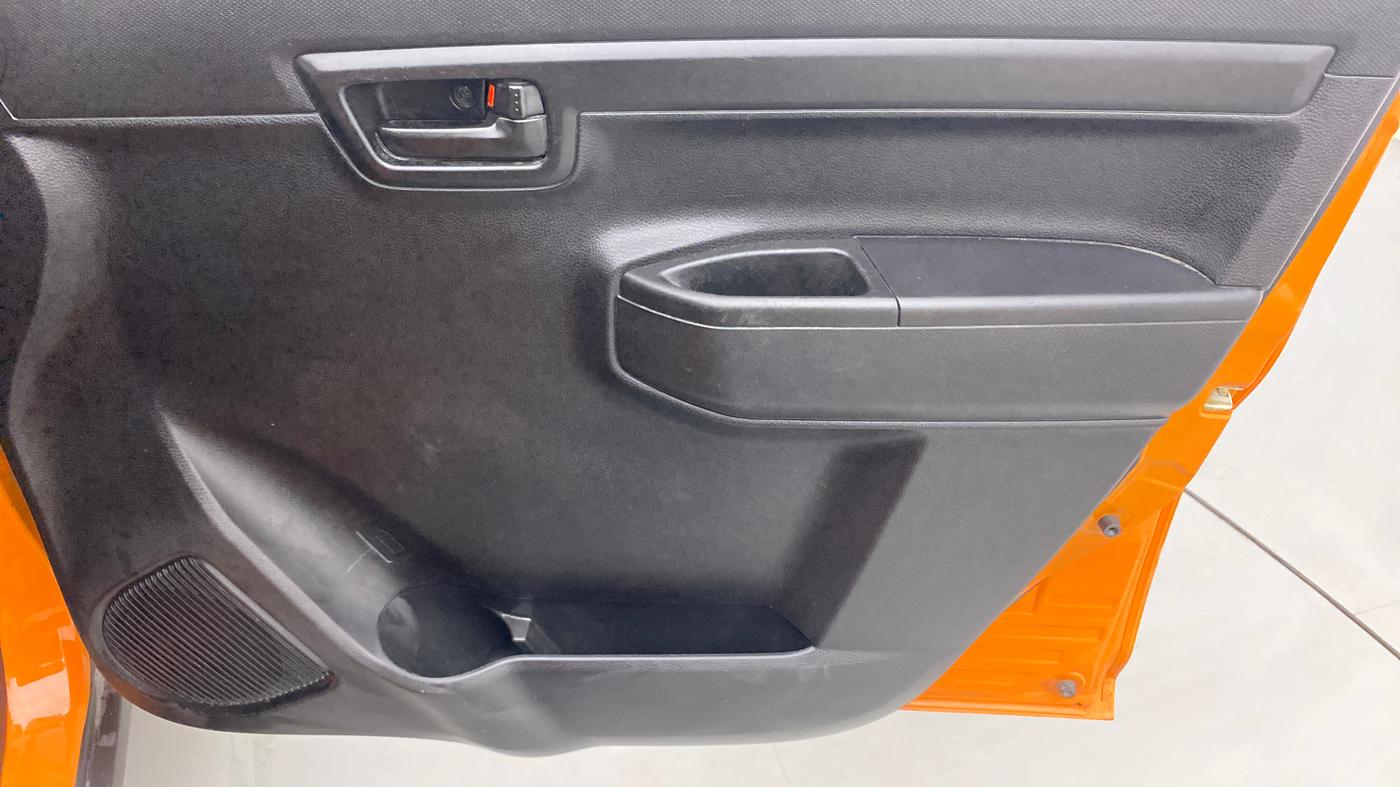 2019 Maruti S PRESSO VXI+, Petrol, Manual, 44,952 km, Driver Side Door Panels Control