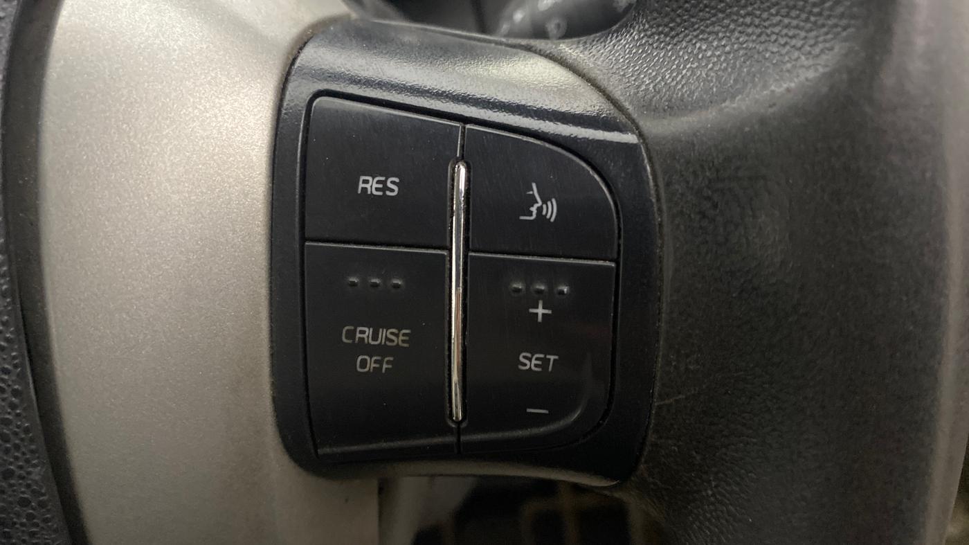 2017 Mahindra XUV500 W6 AT 1.99, Diesel, Automatic, 65,013 km, Adaptive Cruise Control