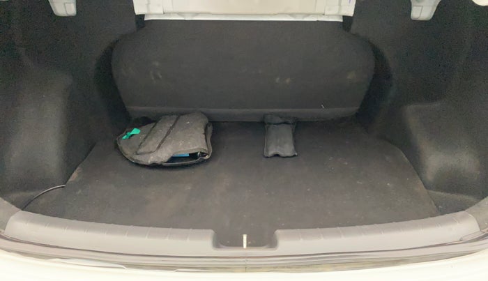 2020 Hyundai AURA SX PLUS 1.2 AMT CRDI, Diesel, Automatic, 45,704 km, Boot Inside