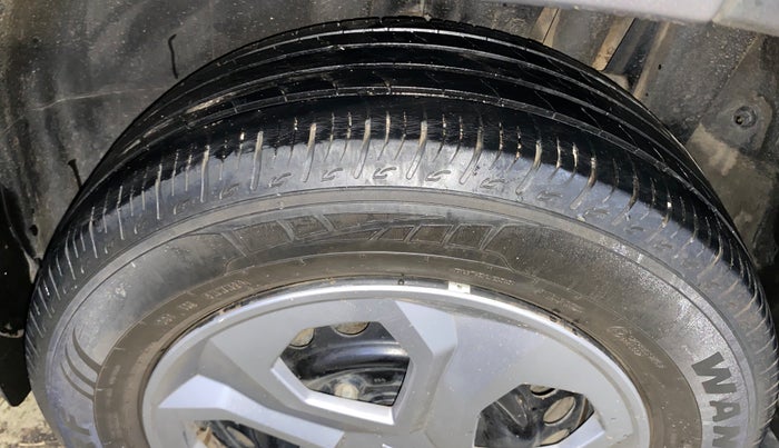 2024 Maruti BREZZA VXI AT SMART HYBRID, Petrol, Automatic, 27,089 km, Left Rear Tyre Tread