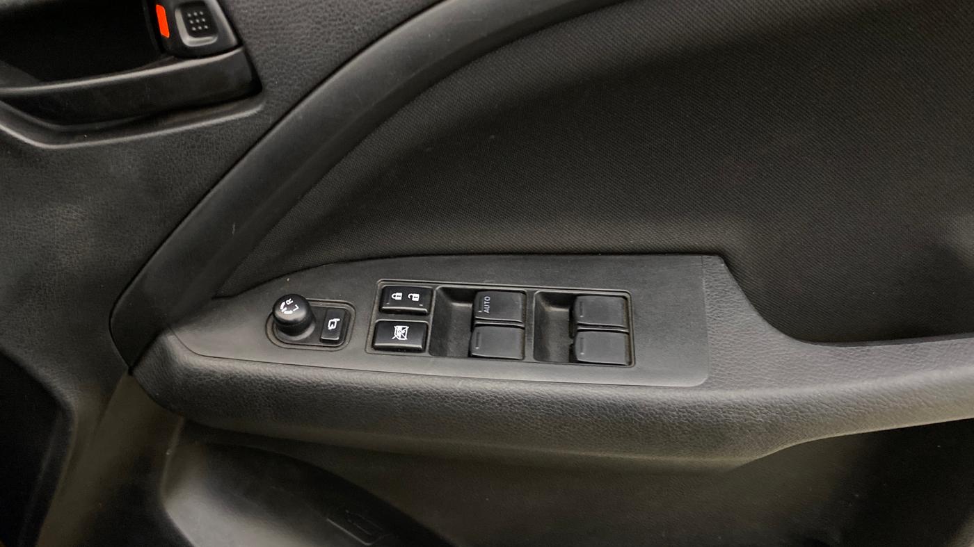 2024 Maruti BREZZA VXI AT SMART HYBRID, Petrol, Automatic, 27,089 km, Driver Side Door Panels Control