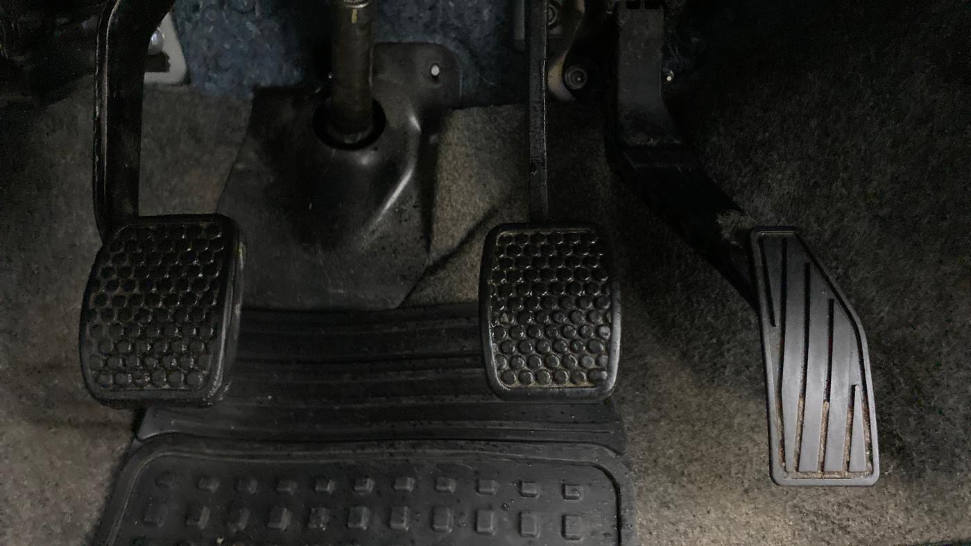 2019 Maruti Alto 800 LXI, Petrol, Manual, 10,010 km, Pedals