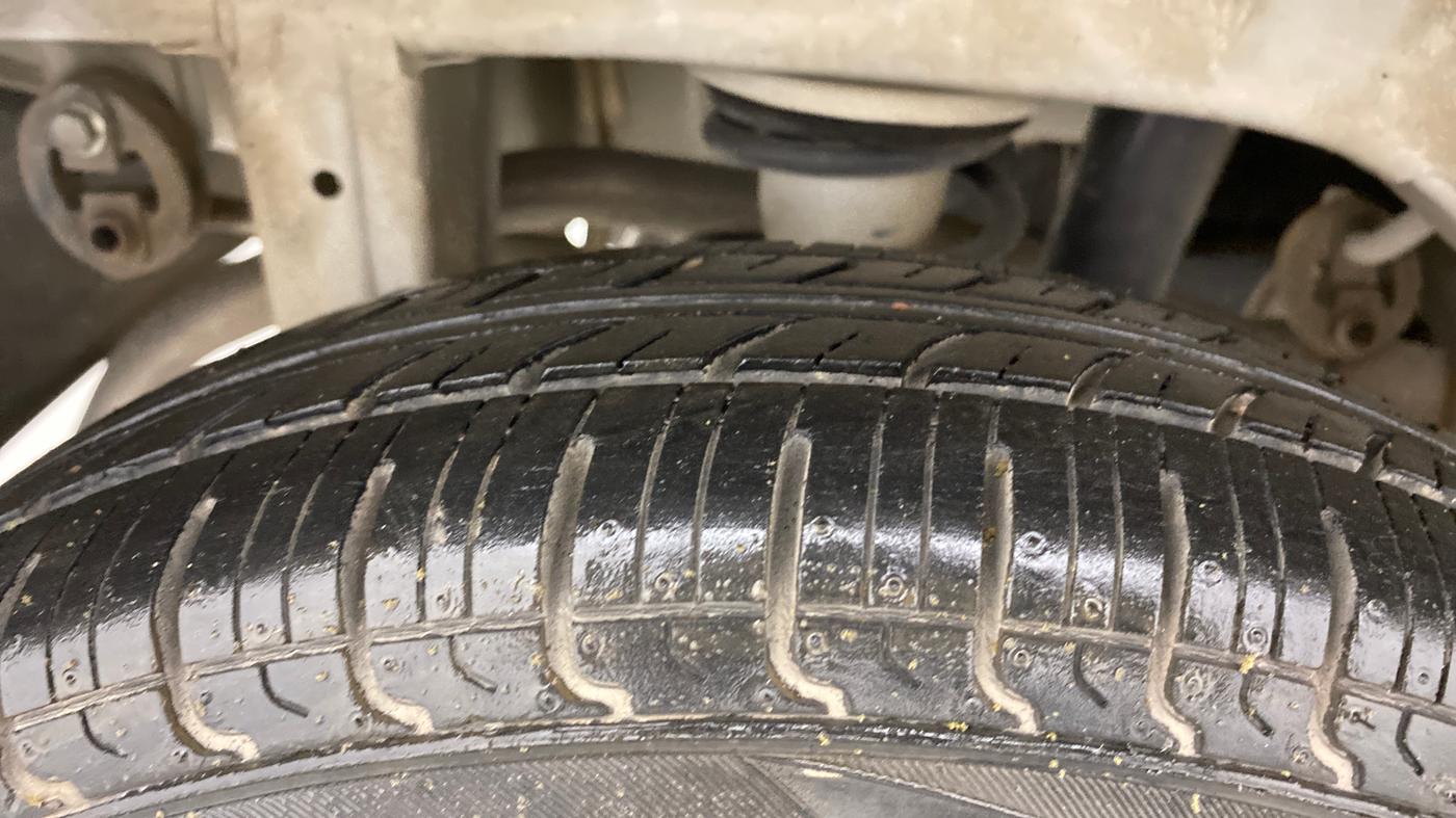 2019 Maruti Alto 800 LXI, Petrol, Manual, 10,010 km, Right Rear Tyre Tread