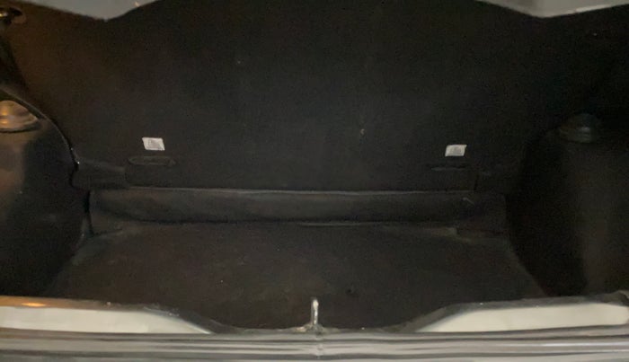 2021 Tata PUNCH CREATIVE AMT 1.2 RTN DUAL TONE, Petrol, Automatic, 20,179 km, Boot Inside