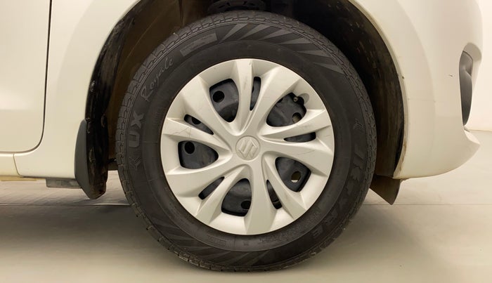 2021 Maruti Swift VXI, Petrol, Manual, 31,563 km, Right Front Wheel