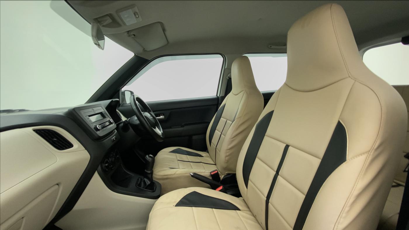 2020 Maruti New Wagon-R VXI 1.0, Petrol, Manual, 52,181 km, Right Side Front Door Cabin